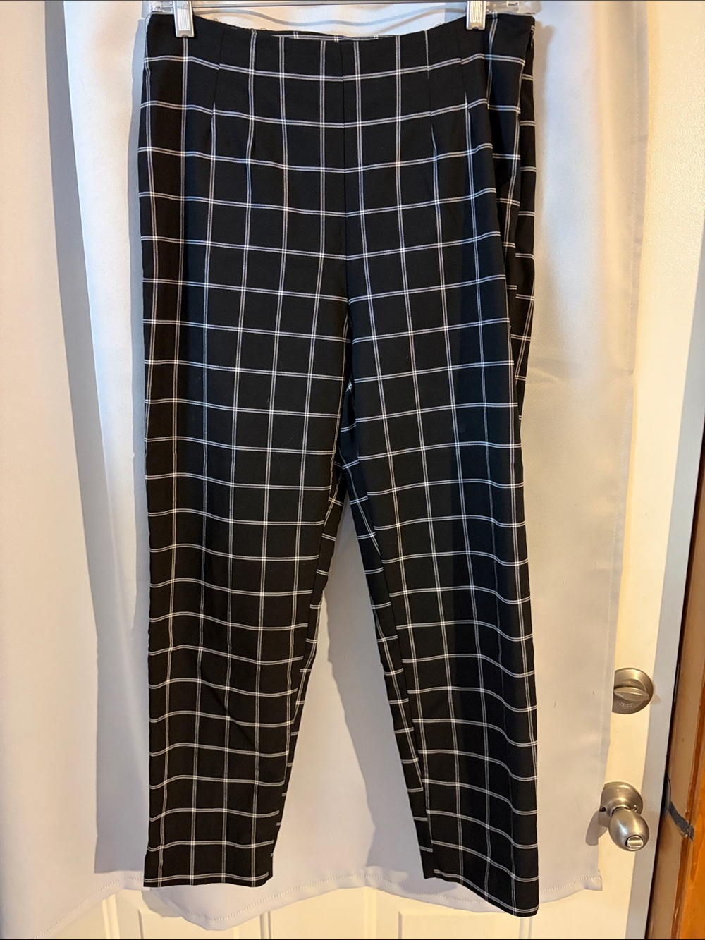 Time and Tru Black and White Windowpane Plaid Pants
